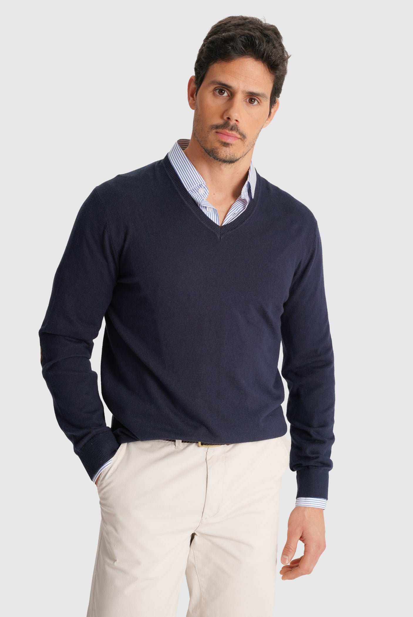 JERSEY AZUL CON CODERAS MR REGULAR FIT. AZUL