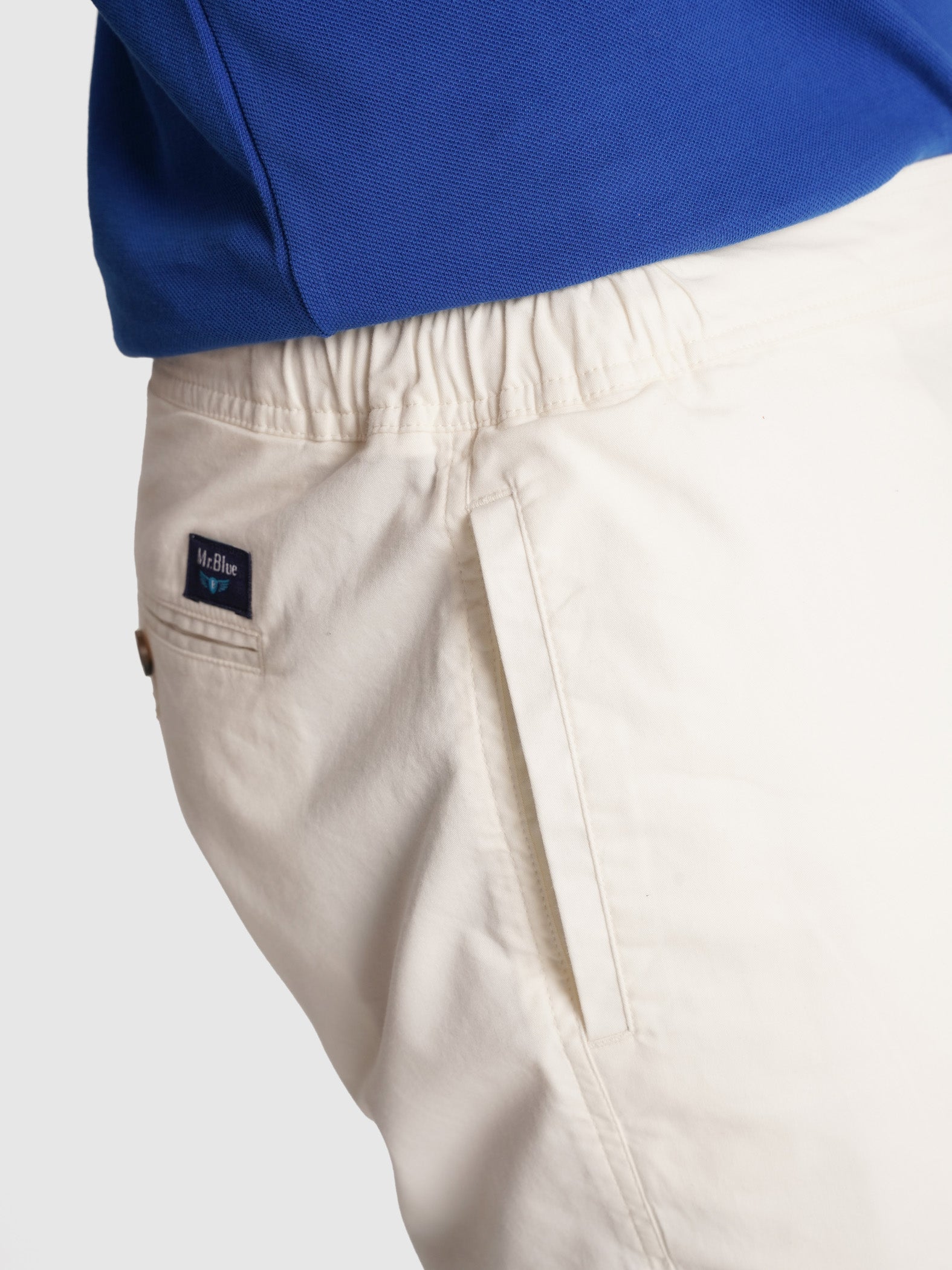 BERMUDA DE SARGA BLANCA REGULAR FIT MR. AZUL