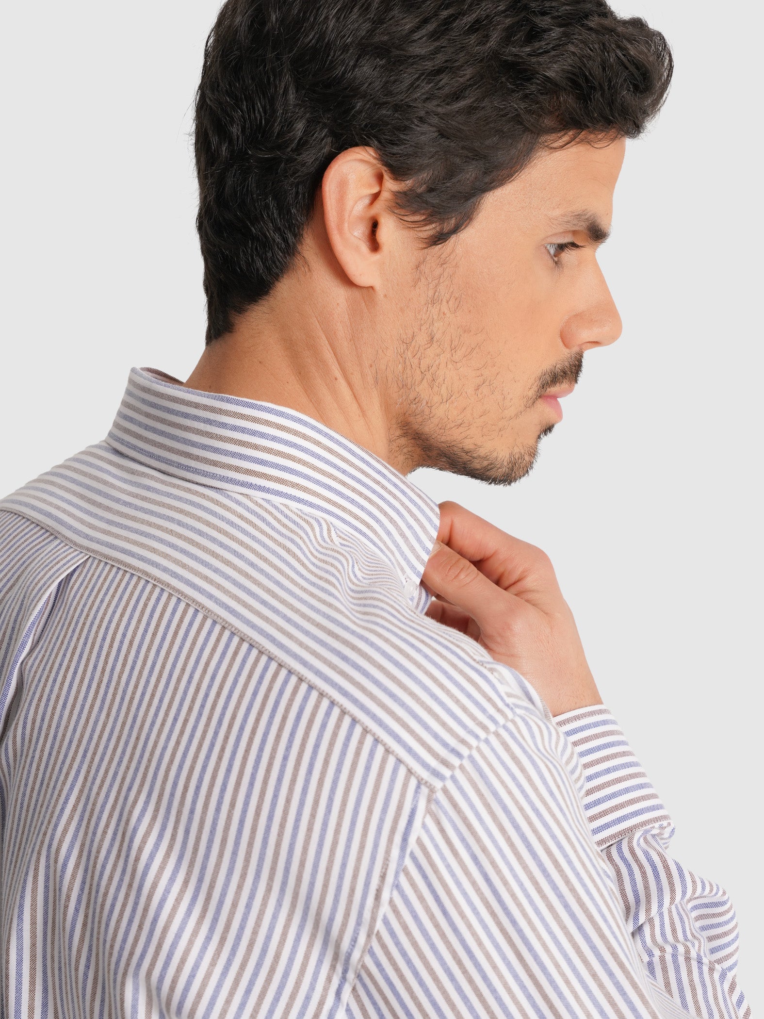 BLUE LONG SLEEVE REGULAR FIT MR SHIRT. BLUE