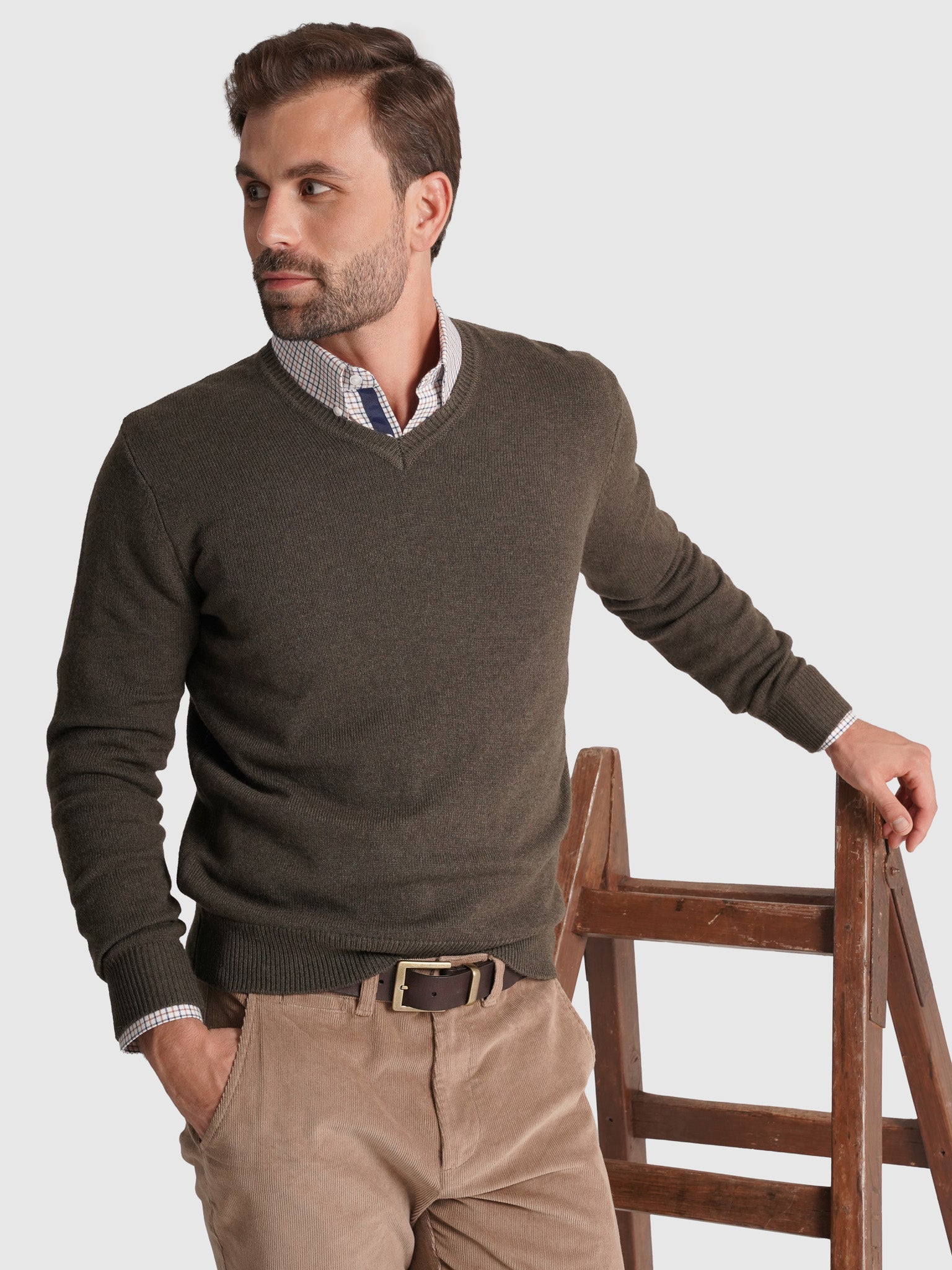 GREEN WOOL PULLOVER WITH REGULAR FIT MR ELBOW PADS. BLUE