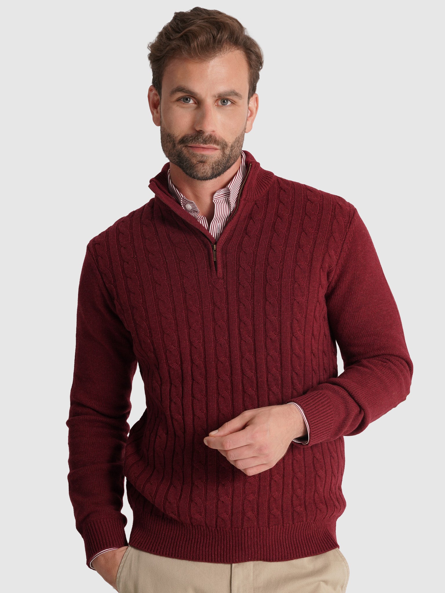 JERSEY DE LANA BURDEOS CON CODERAS MR REGULAR FIT. AZUL