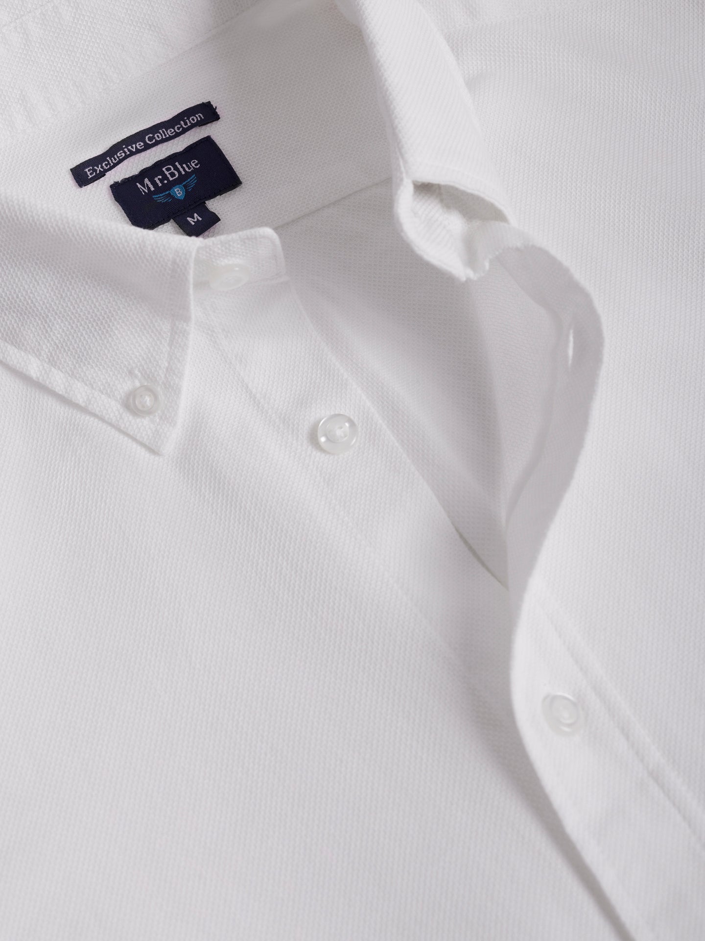 WHITE REGULAR FIT MR SHIRT. BLUE