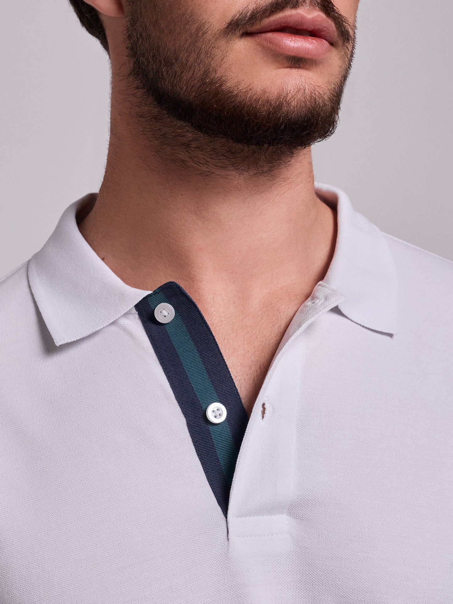 WHITE POLO SHORT SLEEVES REGULAR FIT MR. BLUE
