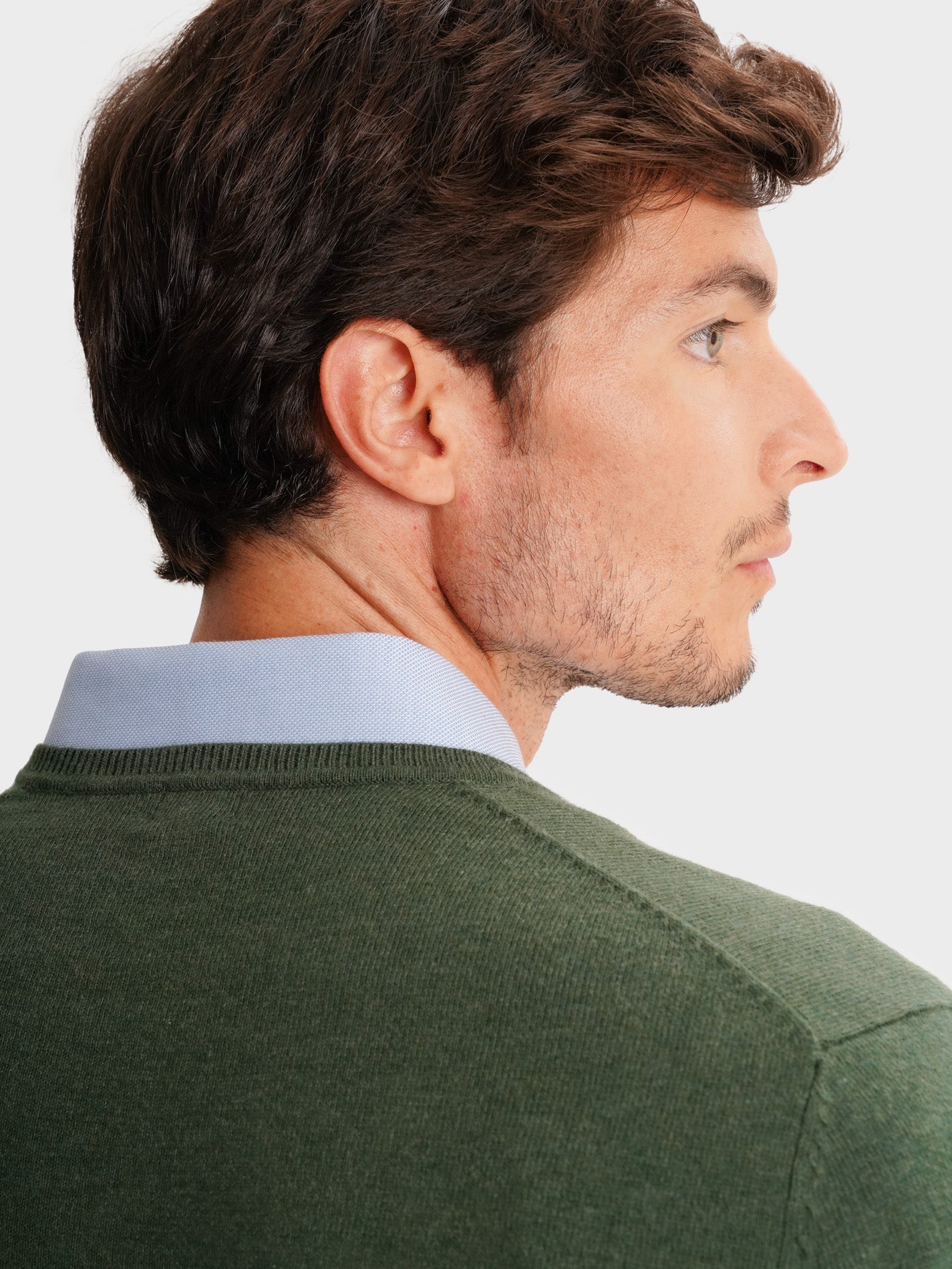 THIN GREEN PULLOVER WITH REGULAR FIT MR ELBOW PADS. BLUE