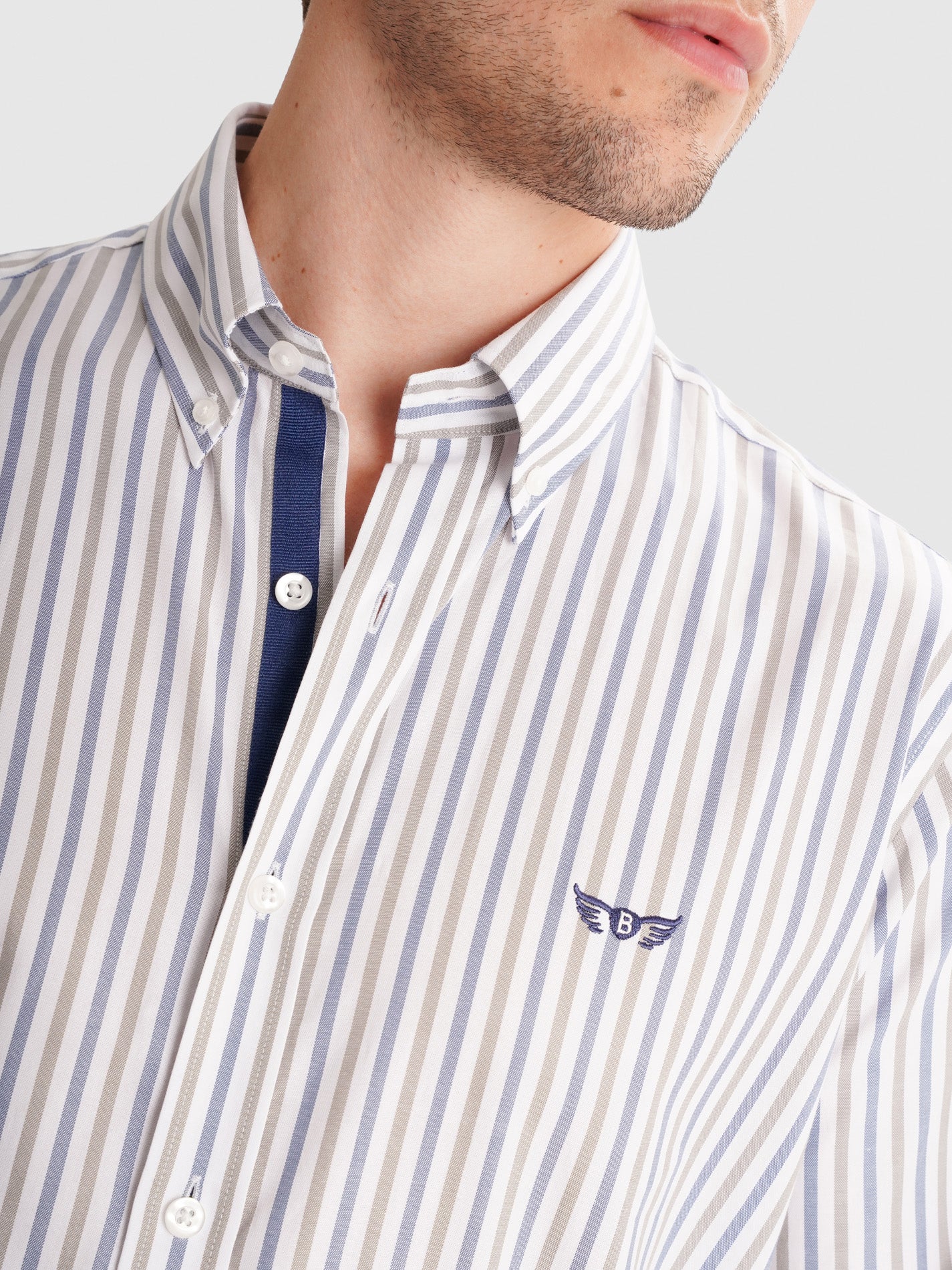 BLUE REGULAR FIT MR SHIRT. BLUE