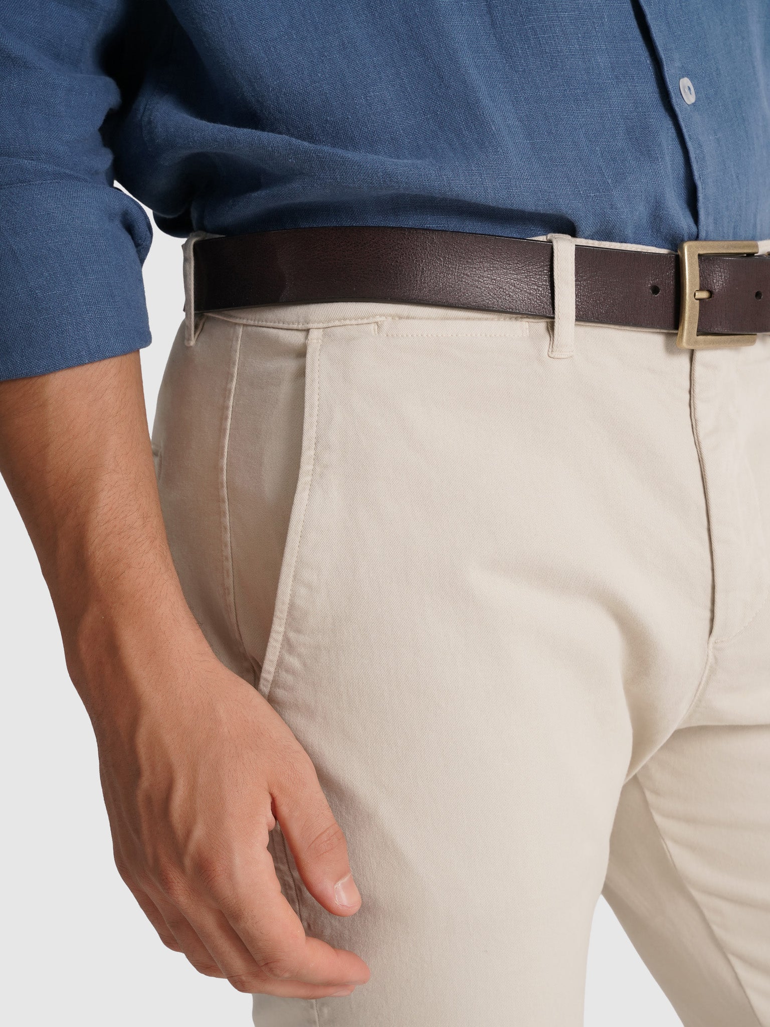 PANTALÓN REGULAR FIT BEIGE MARK BELLUCCI