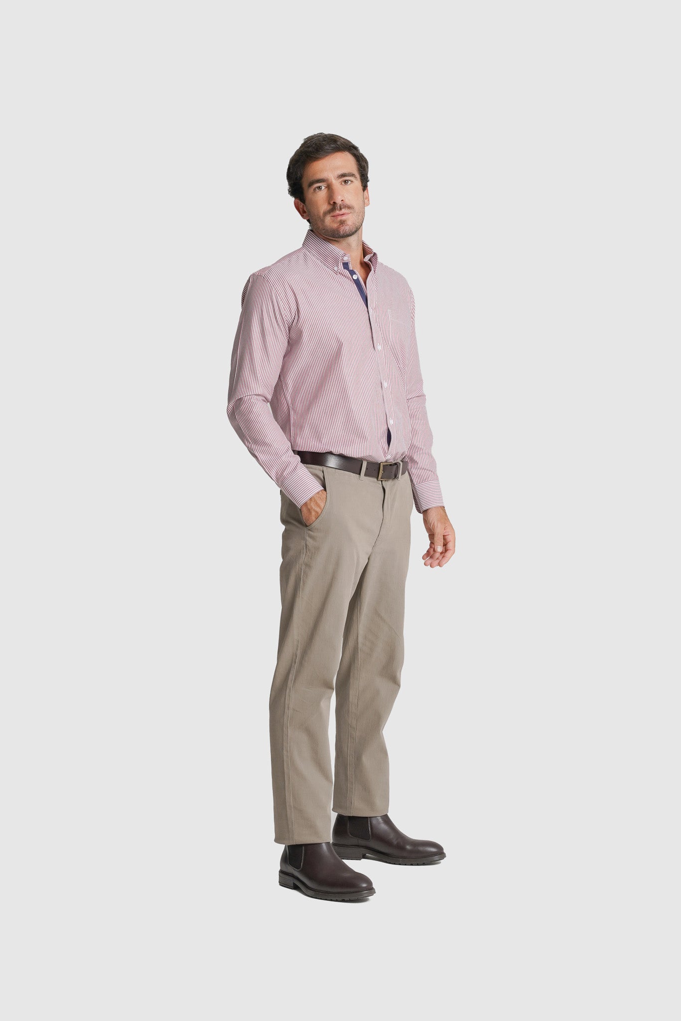 CAMISA OXFORD REGULAR FIT VERMELHA ÀS RISCAS MR. BLUE