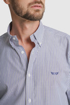 CAMISA ALGODÃO REGULAR FIT AZUL ÀS RISCAS MR. BLUE