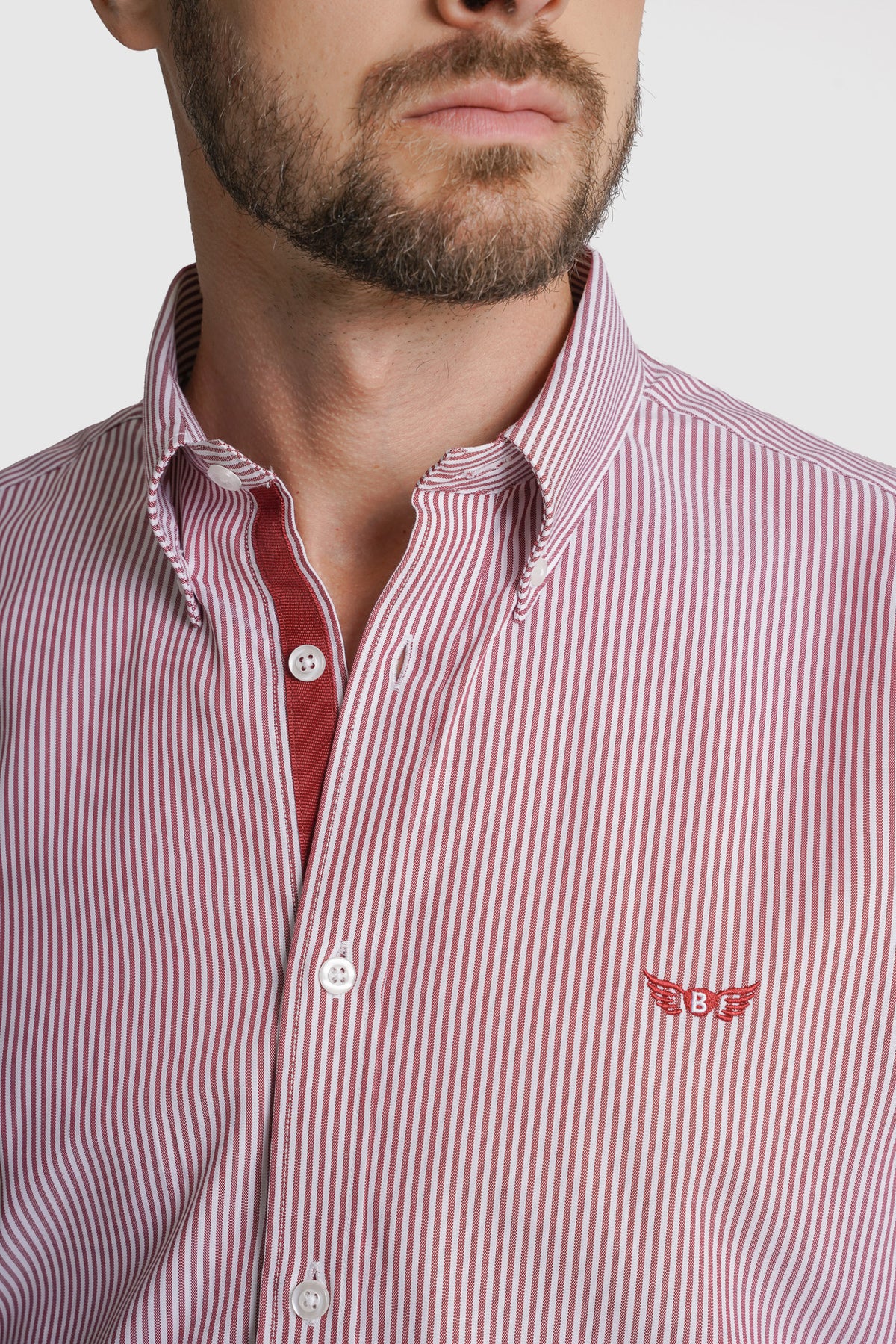 CAMISA FIL-A-FIL REGULAR FIT BORDEAUX ÀS RISCAS MR. BLUE