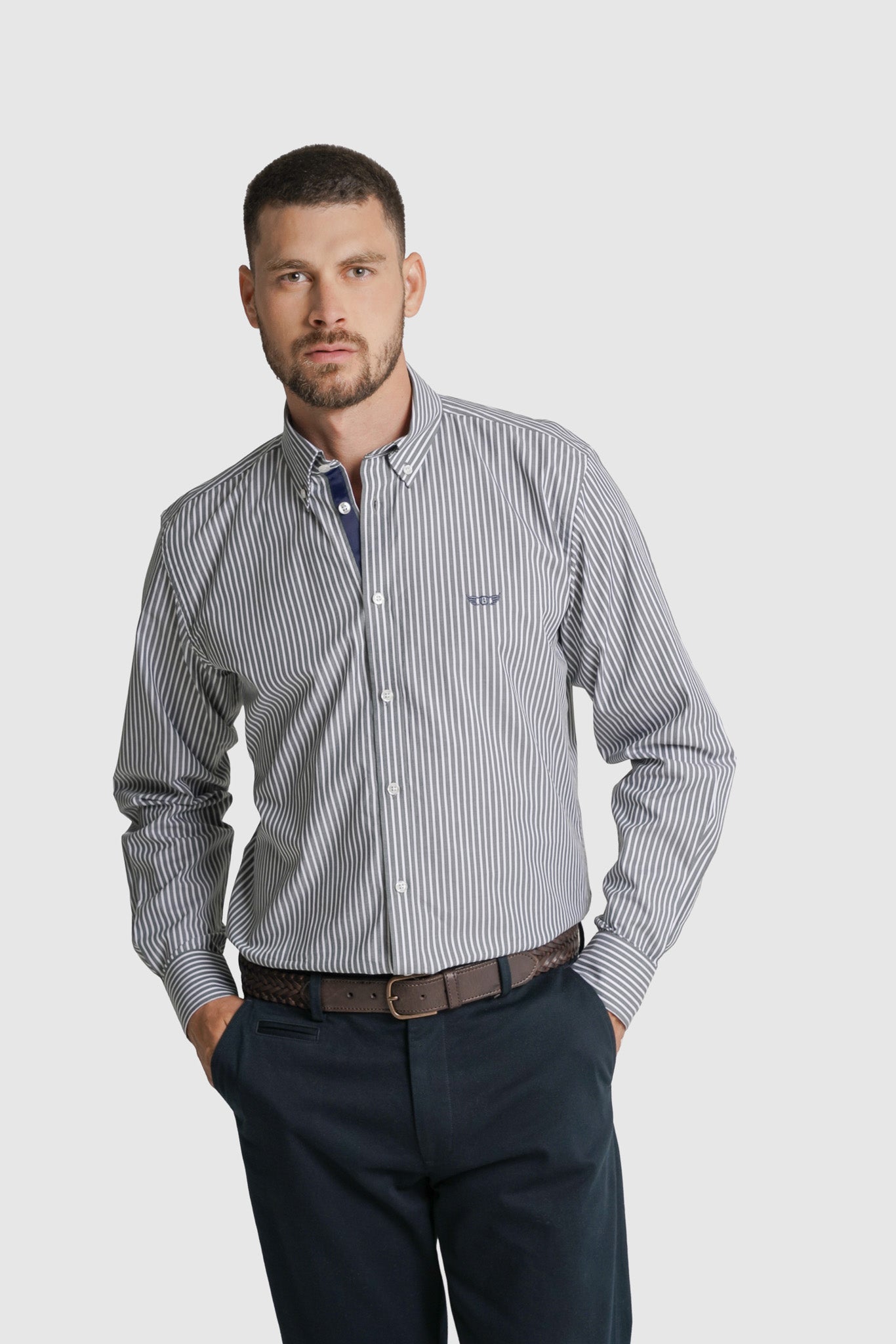CAMISA TWILL REGULAR FIT VERDE ÀS RISCAS MR. BLUE